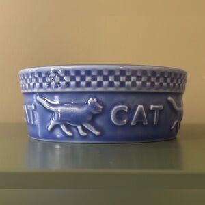 Longaberger Pottery Mulligan Cornflower Blue Cat Bowl Made in USA EUC 5" W/ Chip
